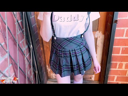 ❤️ Schoolgirl Sucks tagħha Dick profondament u fucks minflok klassijiet. Video tal-ħakk  lilna mt.chengchengsm4.top