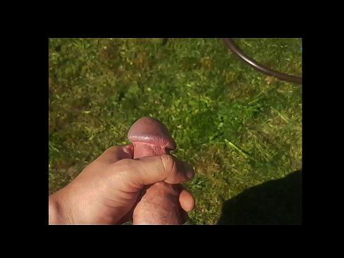 ❤️ Hottie sħun gets pussy roża tagħha fucked u cums bi squirt fi ġnien tas-sajf Video tal-ħakk  lilna mt.chengchengsm4.top